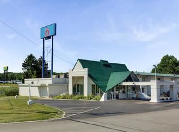 Motel 6 - Geneva, OH