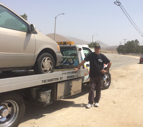 Perdomo Tow Truck - Palmdale, CA