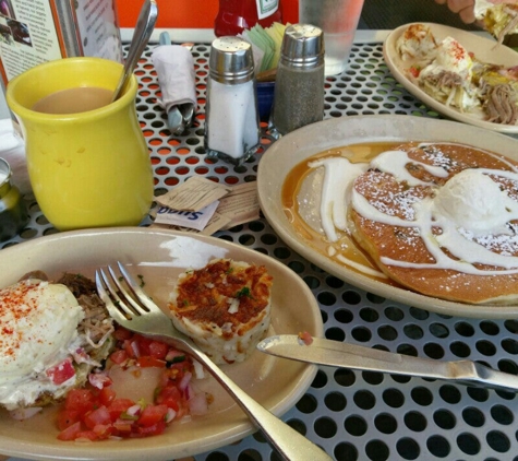 Snooze, an A.M. Eatery - San Diego, CA