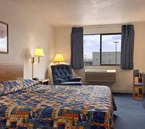 Super 8 by Wyndham The Dalles OR - The Dalles, OR