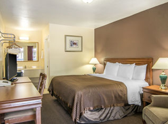 Rodeway Inn - Medford, OR