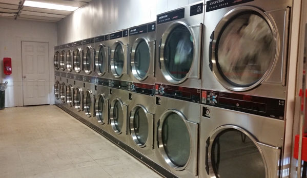 A LAUNDROMAT OF MERRITT ISLAND ( 24 HR COIN LAUNDRY ) - Merritt Island, FL