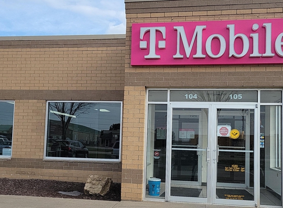 T-Mobile - Dubuque, IA