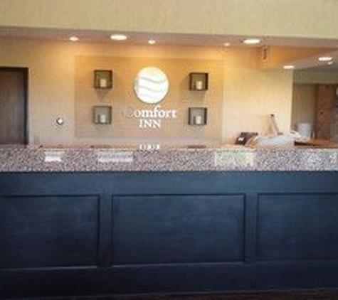 Comfort Inn - Waverly IA Hotel - Waverly, IA