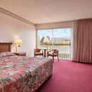 Super 8 by Wyndham Eureka - Hotels