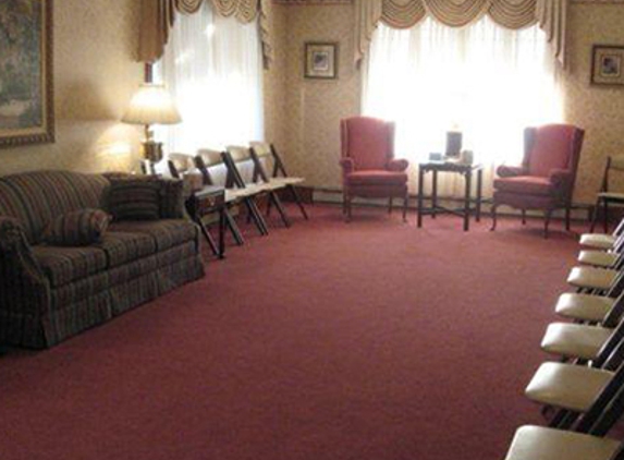 Tylunas Funeral Home - Chicopee, MA