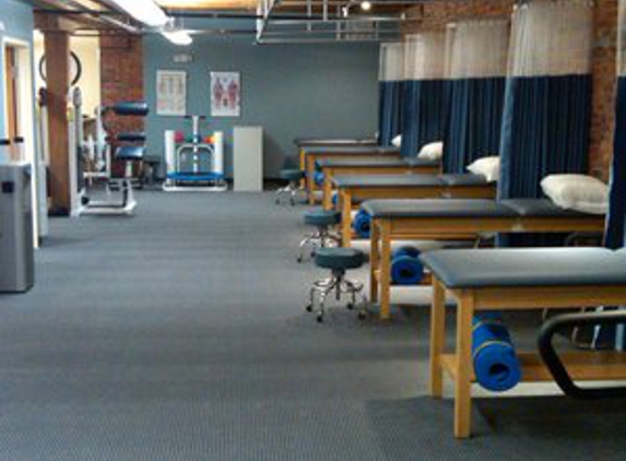 Blue Hills Sports & Spine Rehabilitation - Boston, MA