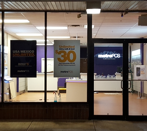 Metro PCS - Broadview Heights, OH