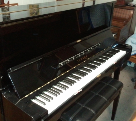 Churchill's Piano Rental Service - Santa Cruz, CA. Yamaha U1 Studio upright  for rent