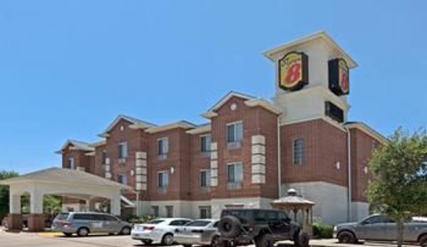 Super 8 by Wyndham Austin/Airport South - Austin, TX