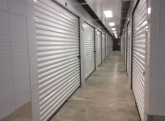 Extra Space Storage - Londonderry, NH