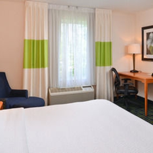 Fairfield Inn & Suites - North Charleston, SC