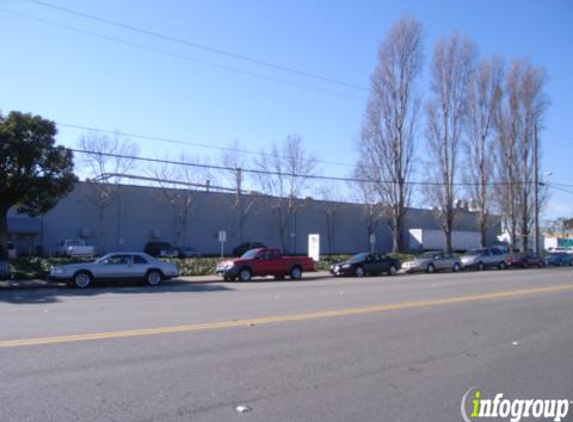 A Ford Trucking - San Leandro, CA