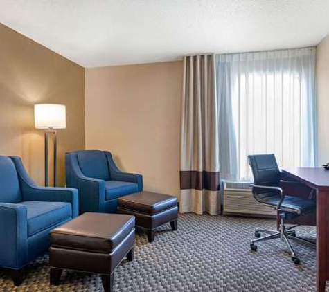 Comfort Inn - Charlotte, MI