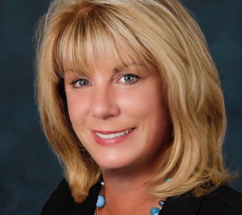 Wendy Crenshaw, Certified Residential Specialist | Coldwell Banker Park Shore - Port Orchard, WA