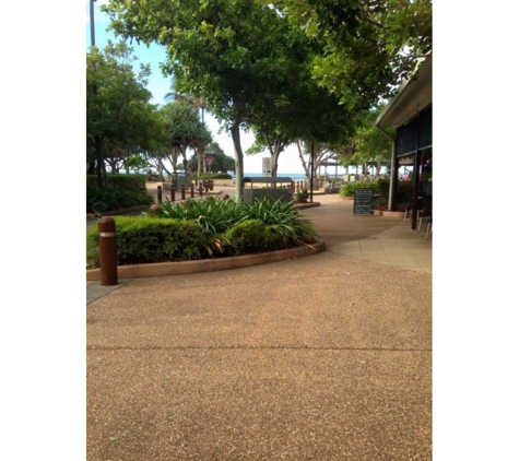 Hair On The Rocks Bargara Beach - Bargara, QLD. View outside salon door to the beach