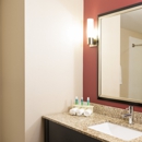 Holiday Inn Express & Suites New Philadelphia by IHG - Hotels