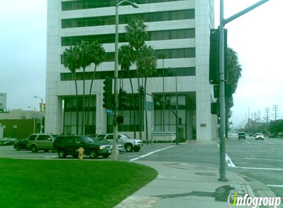 B Riley Financial, Inc - Los Angeles, CA