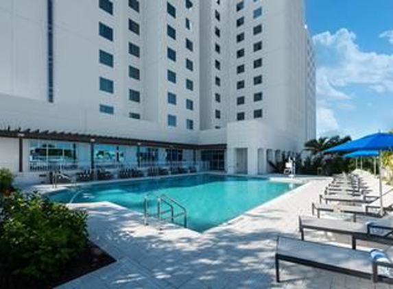 Homewood Suites by Hilton Miami Dolphin Mall - Sweetwater, FL