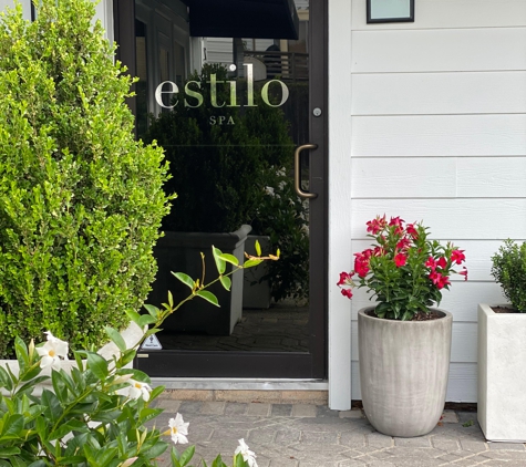 Estilo Salon & Spa - Houston, TX