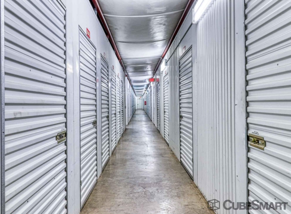 CubeSmart Self Storage - Dallas, TX