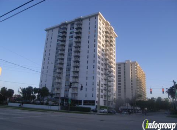 Carlton Towers - Fort Lauderdale, FL