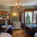 Victoria On Main - Bed & Breakfast & Inns