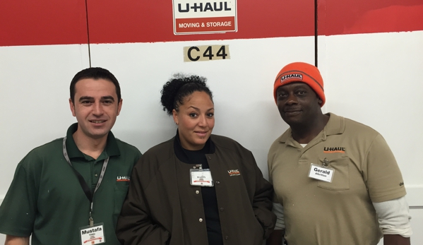 U-Haul Moving & Storage of Saddle Brook - Saddle Brook, NJ