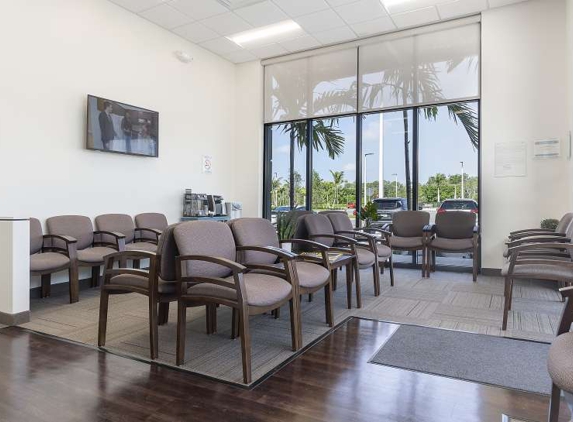 Naples Modern Dentistry - Naples, FL