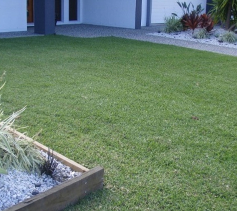 Paul Munns Instant Lawn - Hove, SA