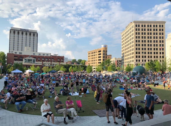 Miller Plaza - Chattanooga, TN