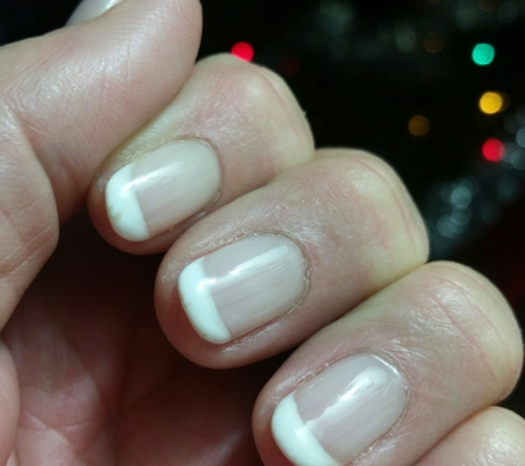 L V Nails & Spa - Mattoon, IL