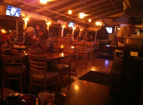 Visit Captain Jacks - Lahaina, HI