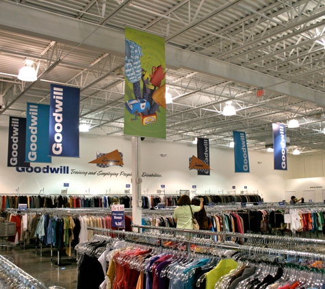 Goodwill North Miami West Dixie Superstore - Miami, FL