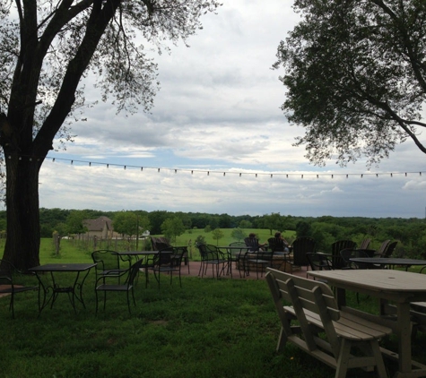 Ladoga Ridge Winery - Smithville, MO