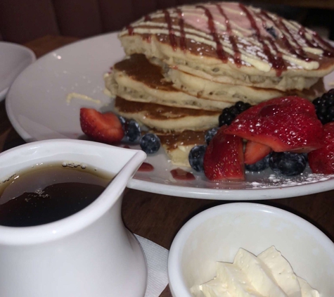 Wildberry Pancakes and Cafe - Chicago, IL