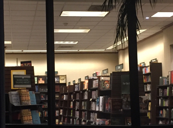 Barnes & Noble Booksellers - Marina Del Rey, CA