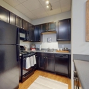 University Plaza Apartments - Apartments