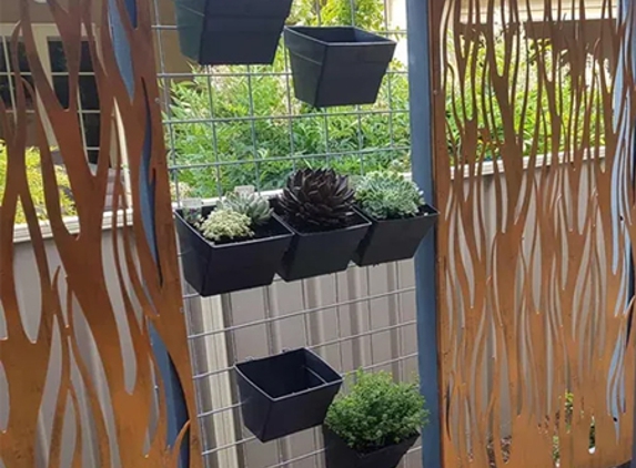 Ian Kelly Landscape Contractor - Kennington, VIC