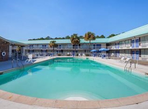 Motel 6 - Tifton, GA