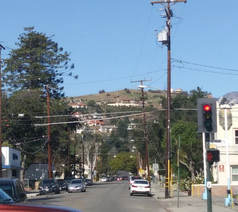 Regency Santa Paula 7 - Santa Paula, CA