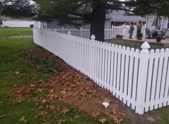 S & S Fencing - Canton, IL