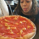 Colombo’s 900 Degrees Pizza