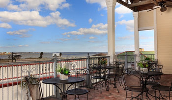 Boardwalk Inn - Kemah, TX