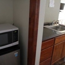 Pioneer Motel & Apartments - Motels