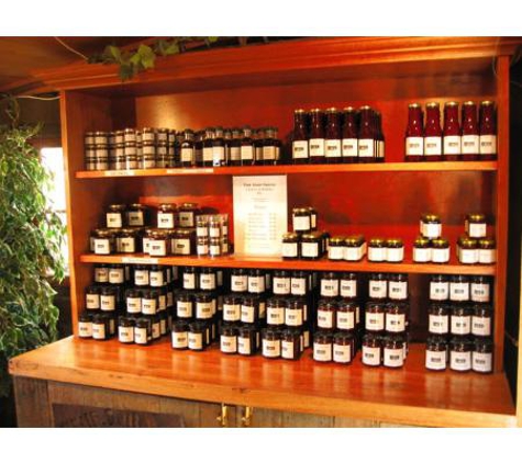 Kates Berry Farm - Swansea, TAS