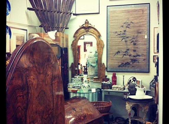 Homestead Antiques & Trading - Carpinteria, CA