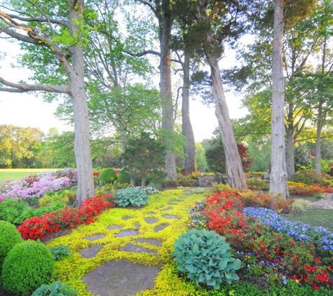 Gurley's Azalea Garden - Memphis, TN