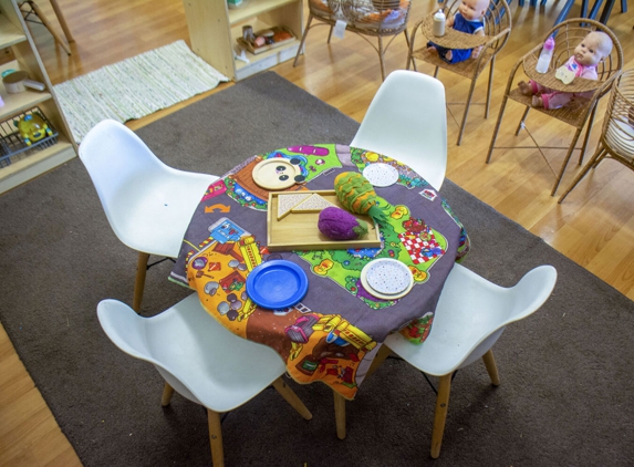 Little Kookas Kingsthorpe Childcare - Kingsthorpe, QLD