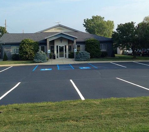 B & G Seal Coating and Parking Lot Maintenance Inc. - Valparaiso, IN